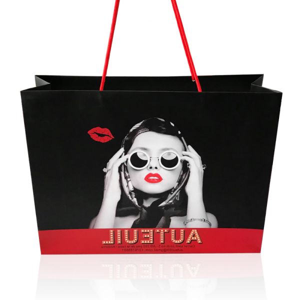 Custom Cheap Latest Fashion Handmade Portable Kraft Candy Paper Gift Bags With Handles