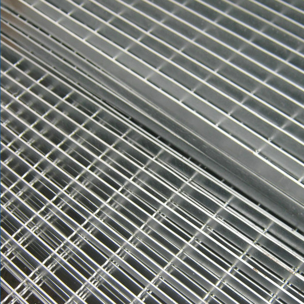 Walkway Stainless Steel Open Mesh Flooring Twisted Bar Anti Corrosive