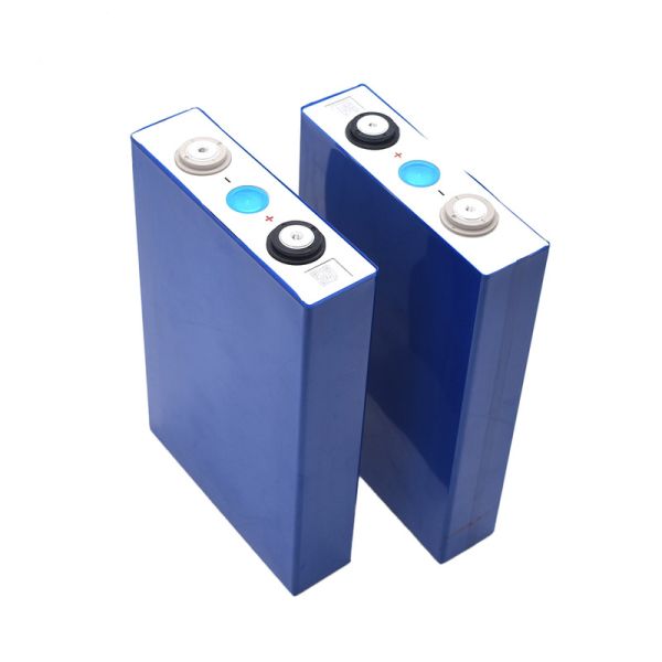 120Ah Rechargeable Li Ion Battery Designed To Operate Between Minus 20 And 60