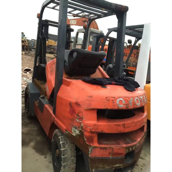 Cheap Japanese Used FD30 30 3 t 3tons Forklift