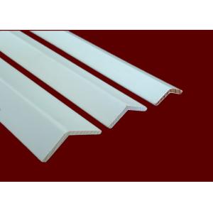 Easy to Install Decorative Wooden Mouldings with Varnished Finish and Customization Options