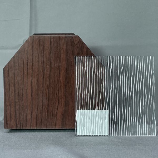 Modern Wood Grain Patterned Tempered Glass Panel for Office Partitions and Decor