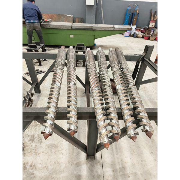 Quality Max Output Up To 1000kg/H Barrel And Screw Combination With 2-4mm Bimetallic Layer Thickness wholesale