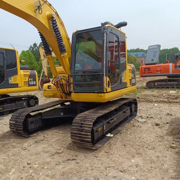 Used Komatsu PC160 Hydraulic Excavator 16 Ton Crawler Excavator with 0-2000 Working Hours
