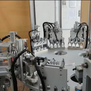 Cheap High Capacity Desiccant Cap Assembly Machine with Automatic Counting and Servo Motor for Pharmaceutical Use for sale