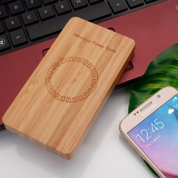 5 - 8mm Transmission Distance Wooden Qi Wireless Charger Ultra - Thin iOS Phone