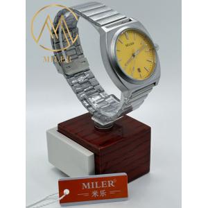 Stylish Men Quartz Watch With Push-Button Hidden Clasp And Mineral Glass