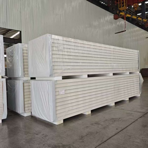 Quality Customizable PIR Sandwich Panel for Cold Rooms with Moisture Resistance and Sound Insulation wholesale