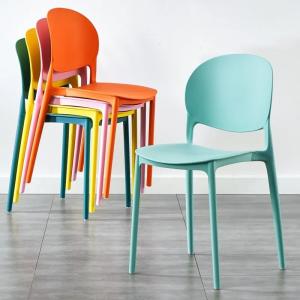 Colorful Modern Stackable Bedroom Dining Chair Made of PP Plastic for Kitchen