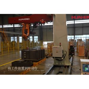 Compact Workshop Robotic Welding Machine Space Saving Cnc Welding Robot