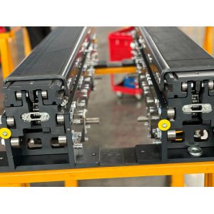 1000 X 1100MM Bin Telescopic Fork Lightweight Single Motor Double Deep Fork Red