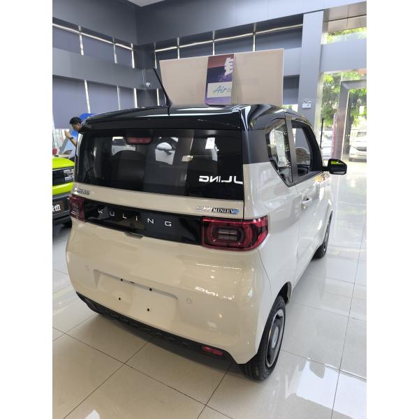 Left Steering Wuling Mini Electric Car with Max Speed of 100 Km/h and 4 Seats 120km