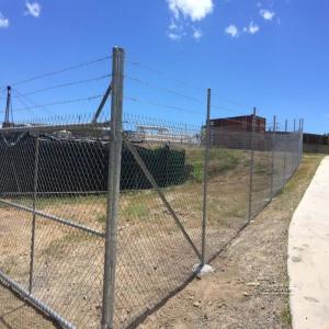 Manufacturer 8ft 6ft Construction Grade Mesh Cyclone 50x50mm PVC Coated Fence