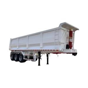 A 100 ton dump truck overturned in a Chinese factory, and a 3-axle-4-axle semi