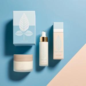 Factory Customized High-end Cosmetic Packaging Box Mask / Lotion / Essence Water