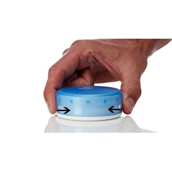 open and closed plastic pill holder,spices, easy open one case pill holder,