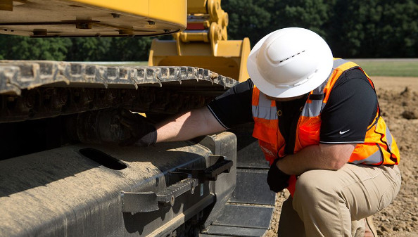 CAT 313D2GC Used Crawler Excavator 250L Large Fuel Tank Second hand Mini Excavator