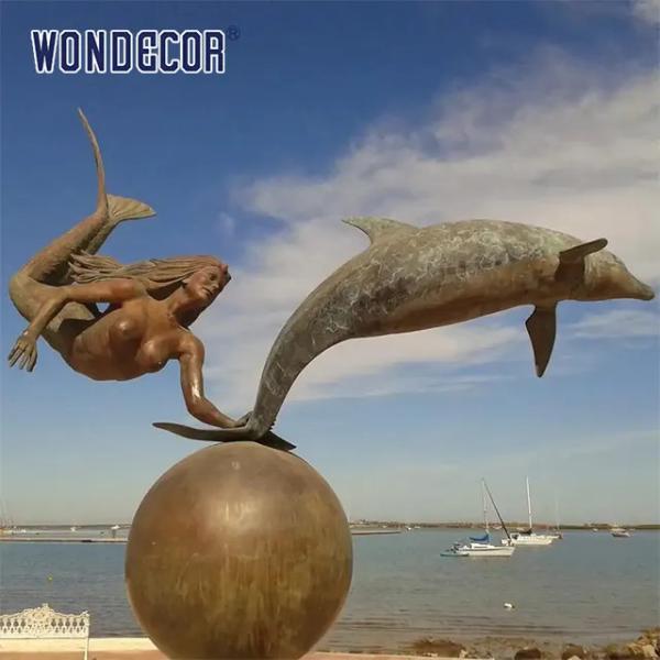 3D Water Fountain Sculpture Dolphin Spitter Fountain With Mermaid statue