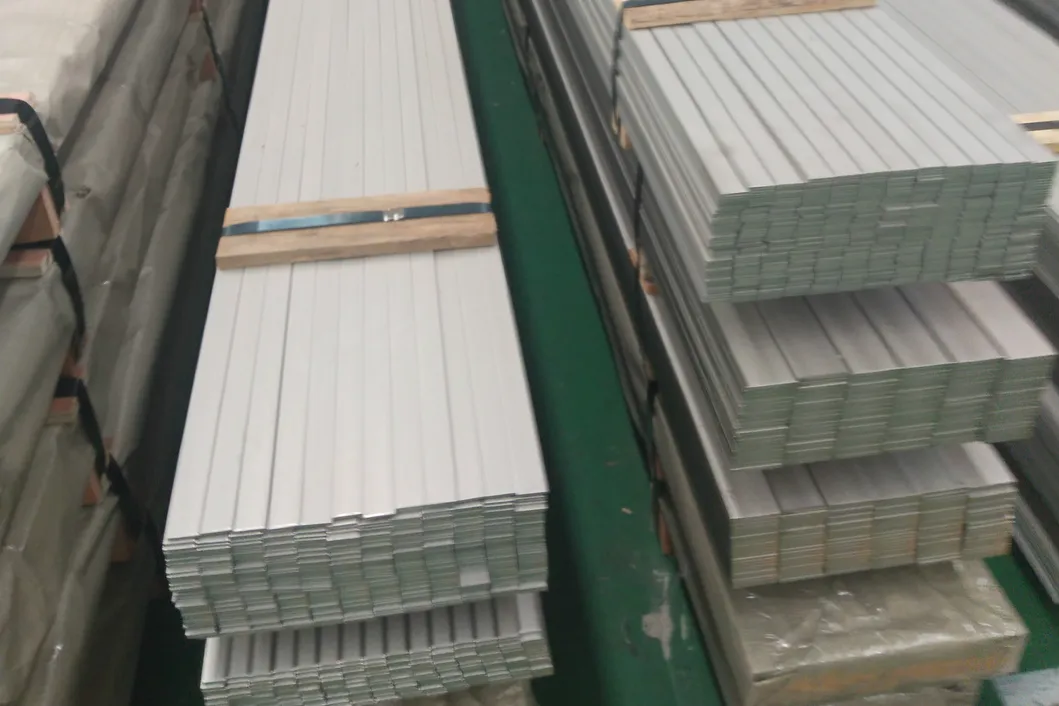 Factory Selling Stainless Steel Flat Bar Grade 201 304 316L Stainless Steel with Low Price