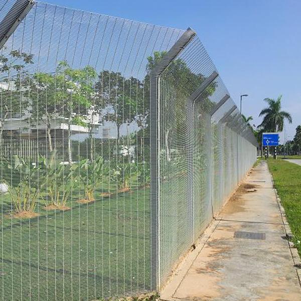 Quality Galvanized Fence Panels Width 0.5m-2.5m Length 2m-3m for Outdoor Privacy & Security Solutions wholesale