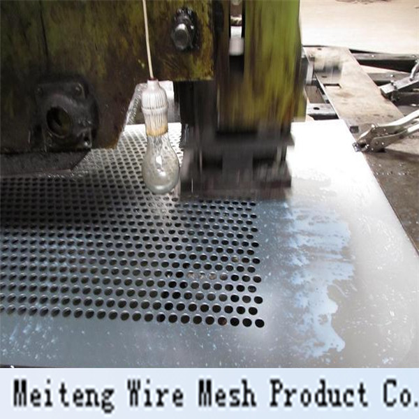 China circle micro perforated metal/micro perforated roll mesh/circle perforated metal mesh on sale China circle micro perforated metal/micro perforated roll mesh/circle perforated metal mesh on sale