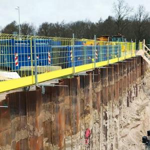 High-Tensile Edge Protection Barrier Reinforced Framework Handles Extreme