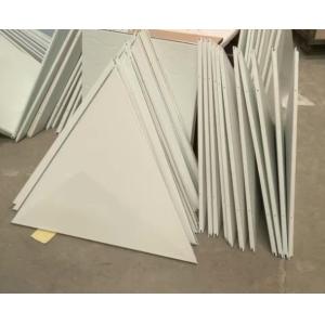 China Aluminum Triangular Clip-In Ceiling For Convention Center Wall Decoration on sale