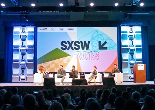 P2.5 Indoor Full Color HD LED Display with Die-casting Aluminum Cabinet