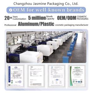 Wholesale Triangle Shape 8ml Twist up Refillable Plastic Atomizer Mini Travel