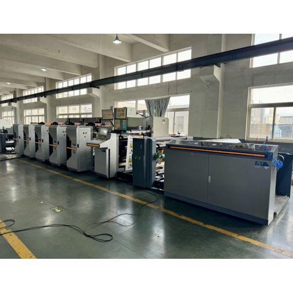 Modular Design Sleeve Type Full Automatic Flexo Printing Machine for Clothing Packaging