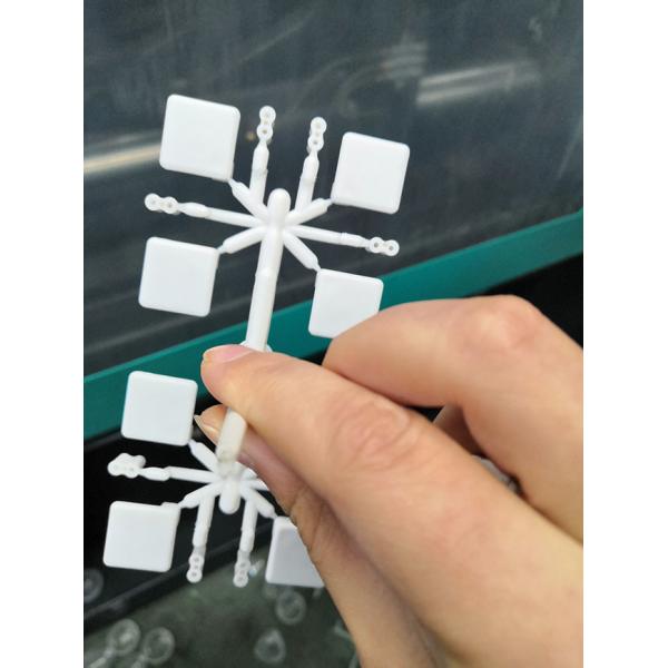 Quality Small Tube Plastic Injection Molding Machine 8+8 Cavities 10-15 Cartoon/Min wholesale