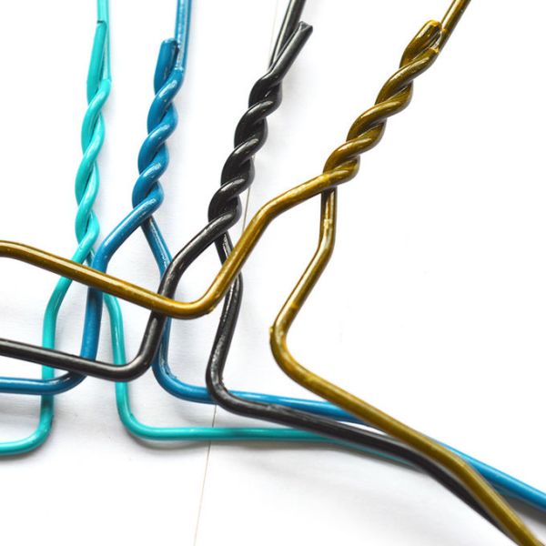 3000 Boxes A Day Wire Suit Hanger 16inch Durable Metal Construction Ideal for Retail Display and Storage Solutions