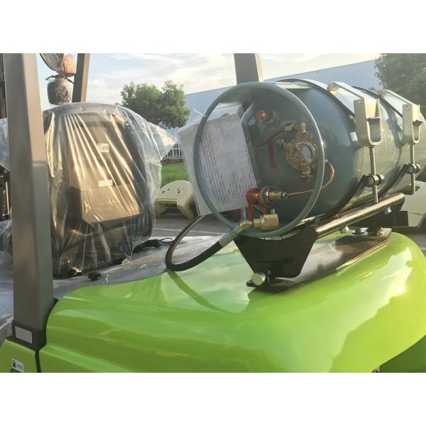 Gas LPG Gasoline Dual Fuel Forklift with Adjustable Cab Location and Steel Bottle