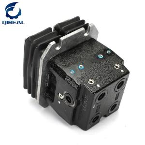 Excavator SK200-8 Travel Pilot Valve SK210-8 Foot Valve YN30V00105F1 YN30V00105F