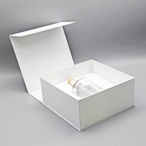 Custom Printed White Luxury Cardboard Box With Matt Lamination Varnishing