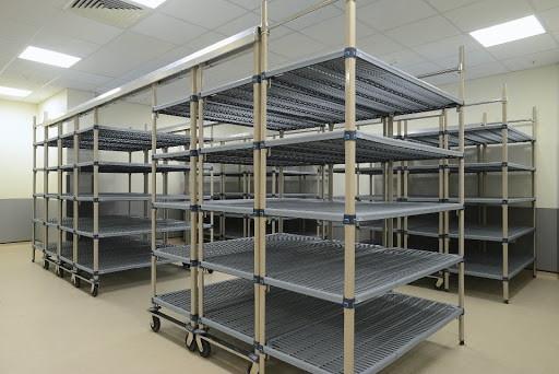 Quality SS High Density Storage System Rust - Resistant Overhead Rail PP Shelf Chrome Plated For Walk - In Freezers wholesale