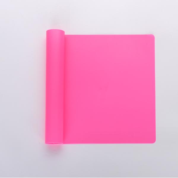 Design Style None Silicone Table Cloth Non-Slip Rectangle 40x30cm Water Resistant Desk Cover