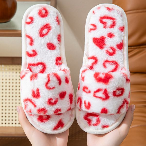 Soft Sole Ladies Indoor Slippers Womens winter Slippers Anti Slip Design