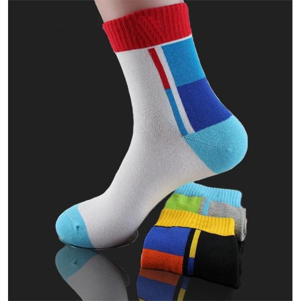2016 Newest top selling custom colorful summer athletic mid calf length socks