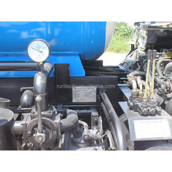DFAC Dongfeng 5CBM Vacuum Sewage Suction Truck With Pump 5000 Litres