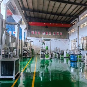 SMW-800 Waste Plastic Recycle Pulverizer Powder Machine Factory Price