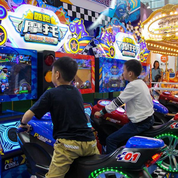 Coin Operated Racing Arcade Machine For Indoor Sport Amusement Parkour Motor