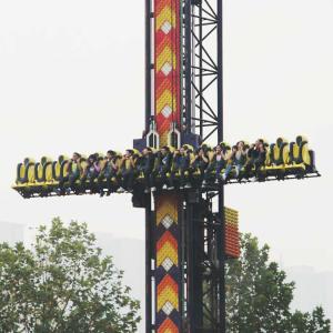 24m Sky Drop Ride , Sky High Thrill Rides With Beautiful LED Lights