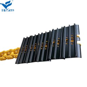 China PC240-3/5 Komatsu Track Shoe For 206-32-00103 600mm Track Pad ISO on sale