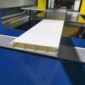 Assembly Structure Integral Type Extruder PVC Profile Extruder Machine for