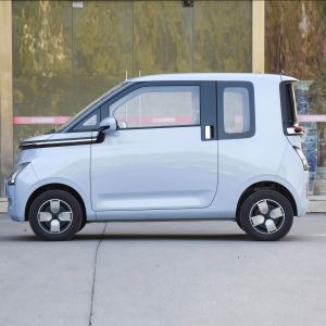 4 Seater Sedan EV Electric Vehicle Minicar Wuling Air Clear Sky 100km/H
