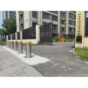 Anti Crash Reliable Security Driveway Bollards Metal Parking Bollards