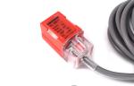 Red PNP Proximity Switch High Reliability With Multiple Protection Function
