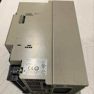 Yaskawa SGDH-75AE AC SERVO AMPLIFIER 200-230V 41A 7.5KW 3 PHASE NEW