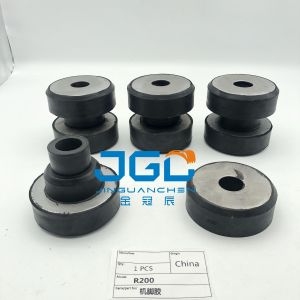 China Hot Sales High Quality Excavator Engine Parts R200 Engine Mount Rubber For Engine Mounting Front on sale